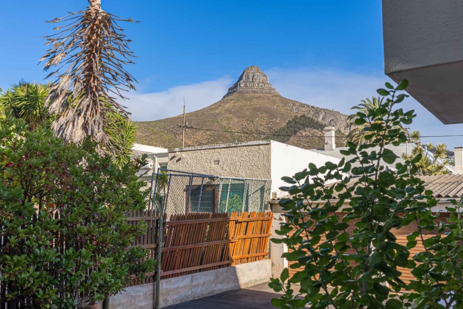 1 Bedroom Property for Sale in Sea Point Western Cape